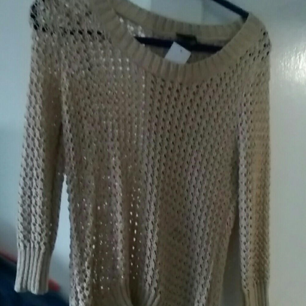 Xl tan or shrimp orange net top